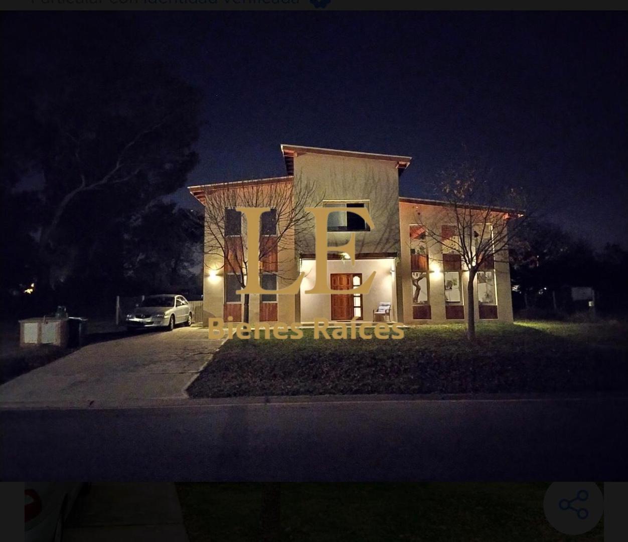 VENTA CASA CON PILETA SAN MATIAS