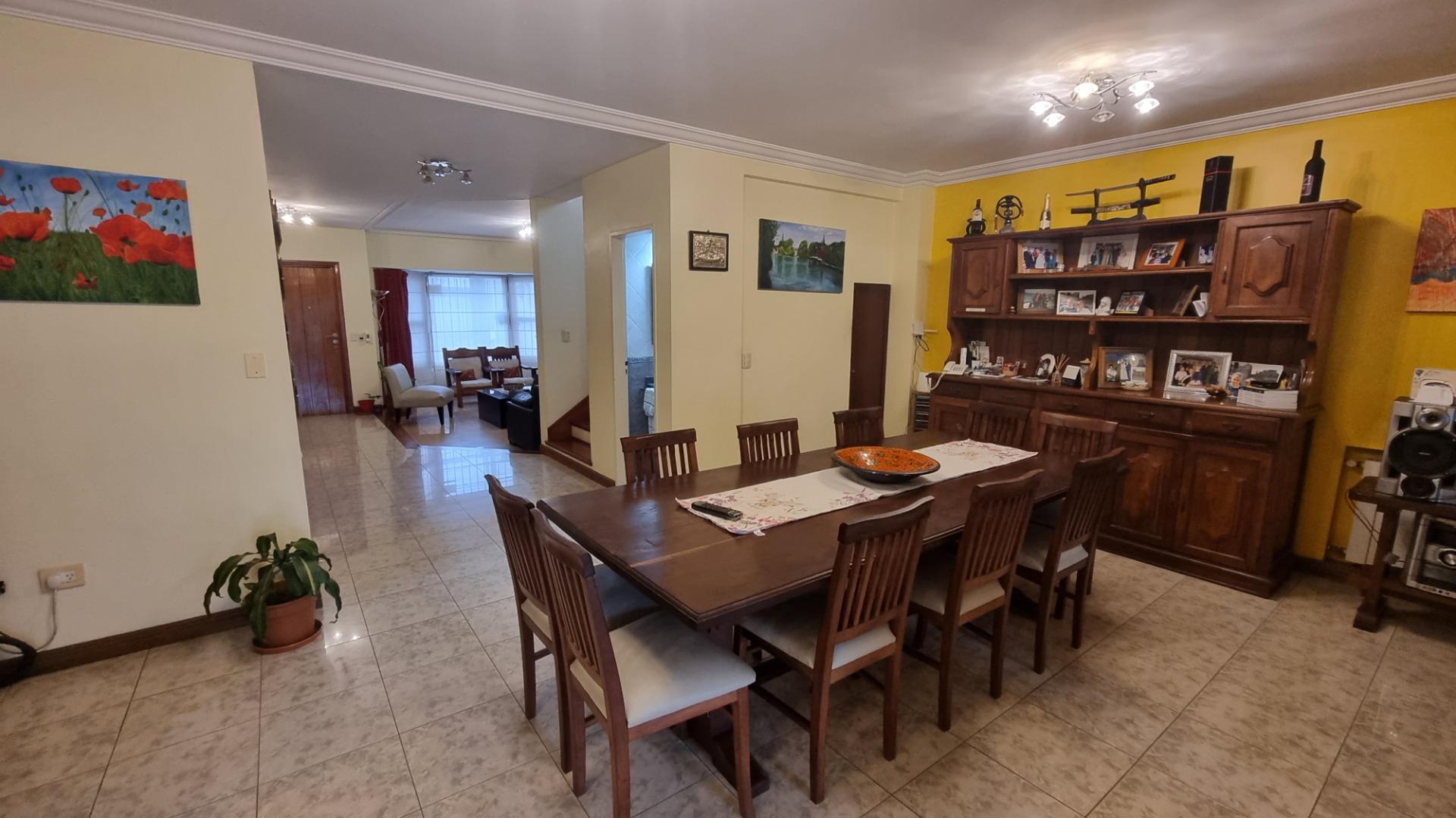 Casa 5 ambientes con 6 baños