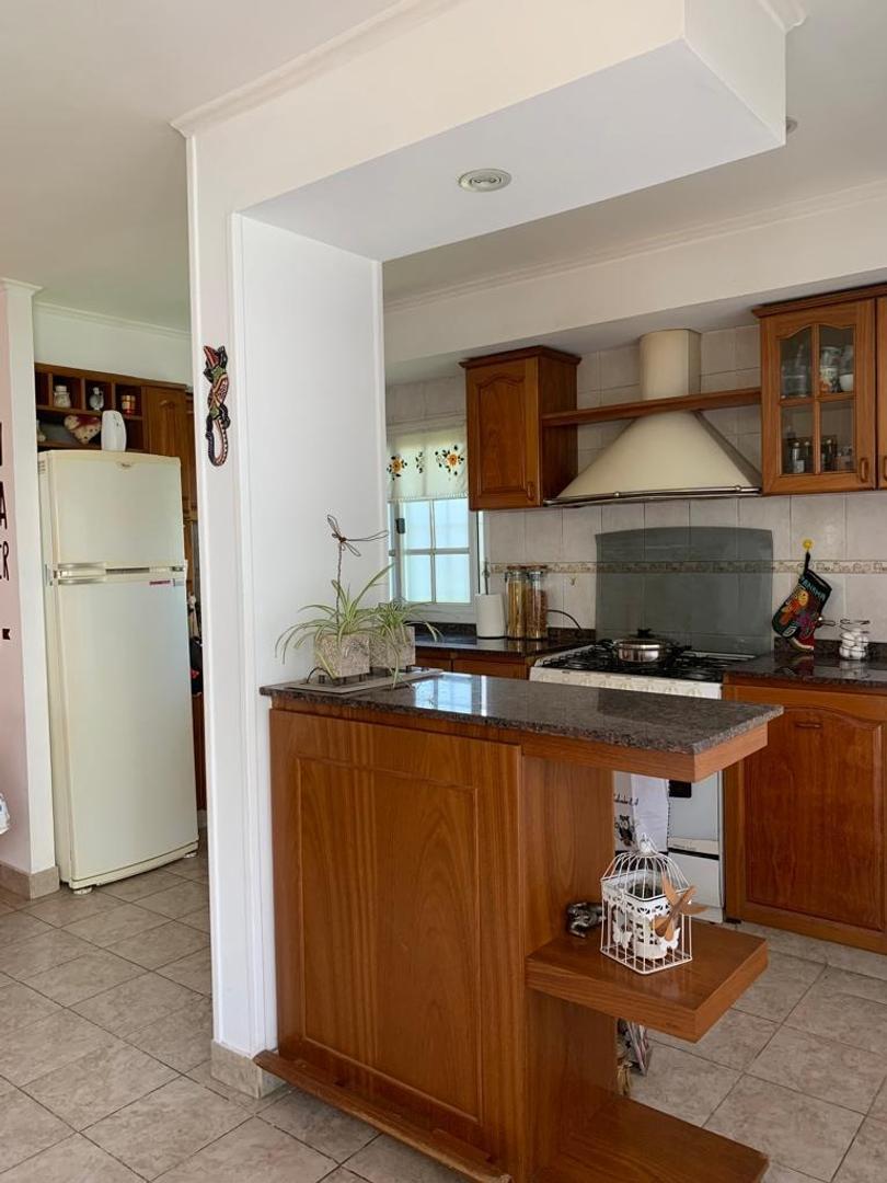 Depto Tipo Casa en Venta de 5 ambientes