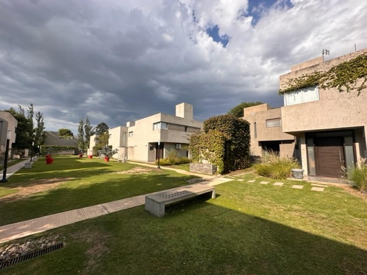 Casa en Venta en Villa Belgrano, USD 250.000