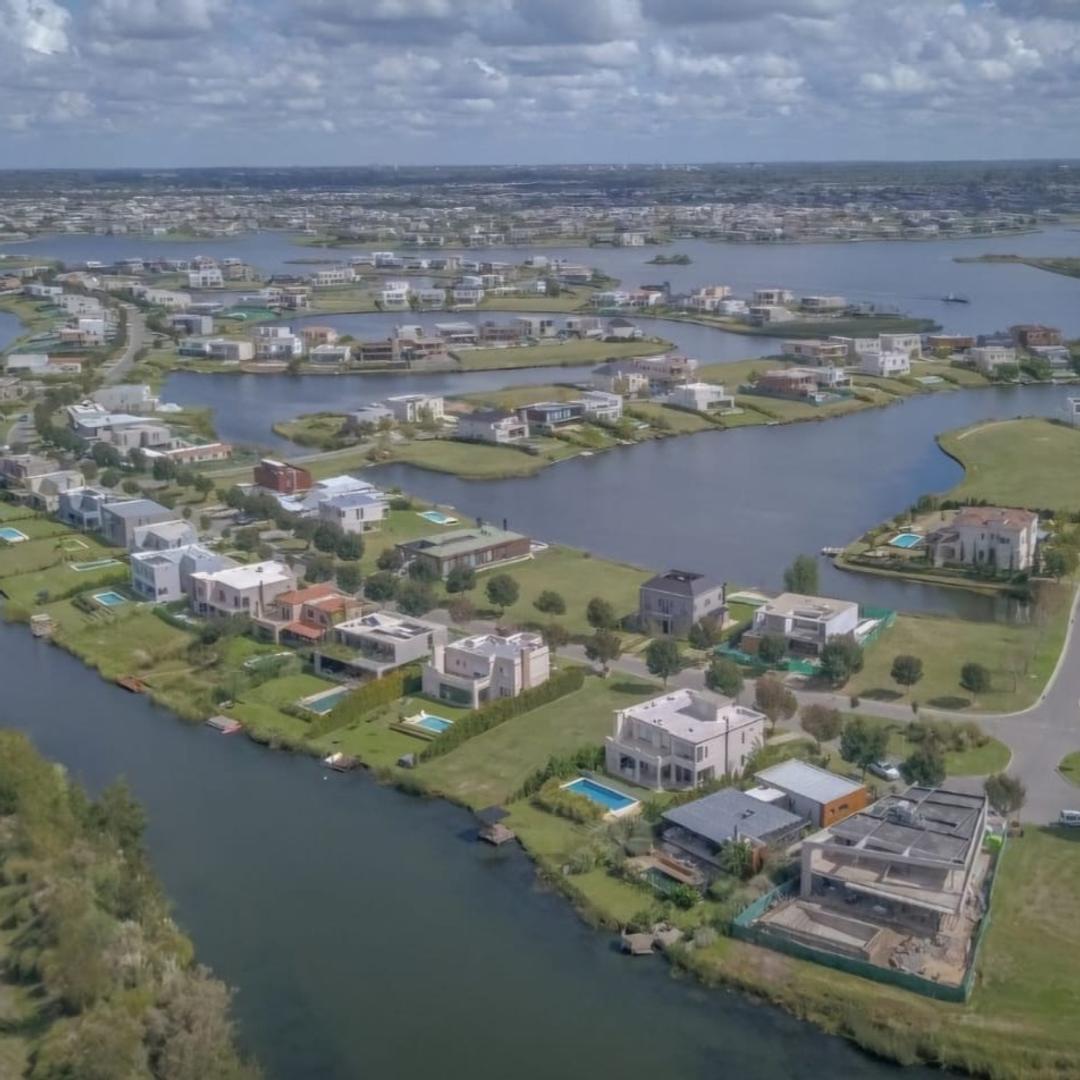 Lote en venta en Puertos del Lago Barrio Nativas