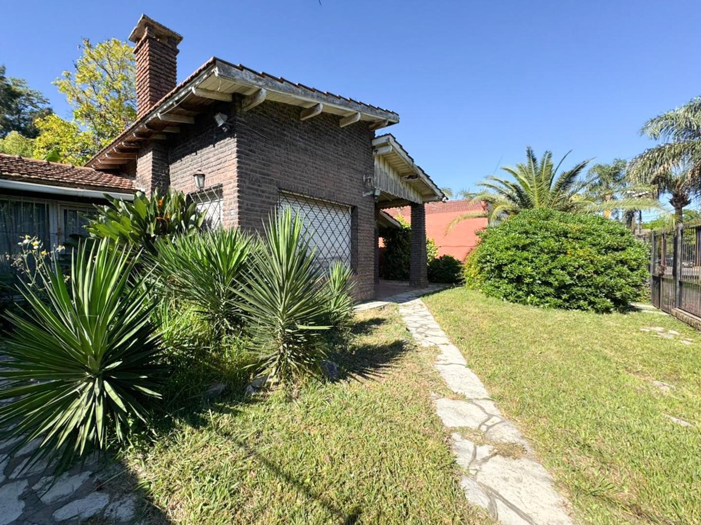 CASA 3 AMBIENTES- MERLO SUR