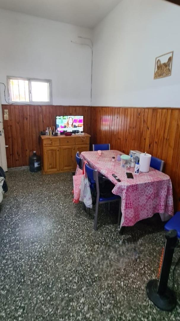 Depto Tipo Casa 2 ambientes con 1 baño