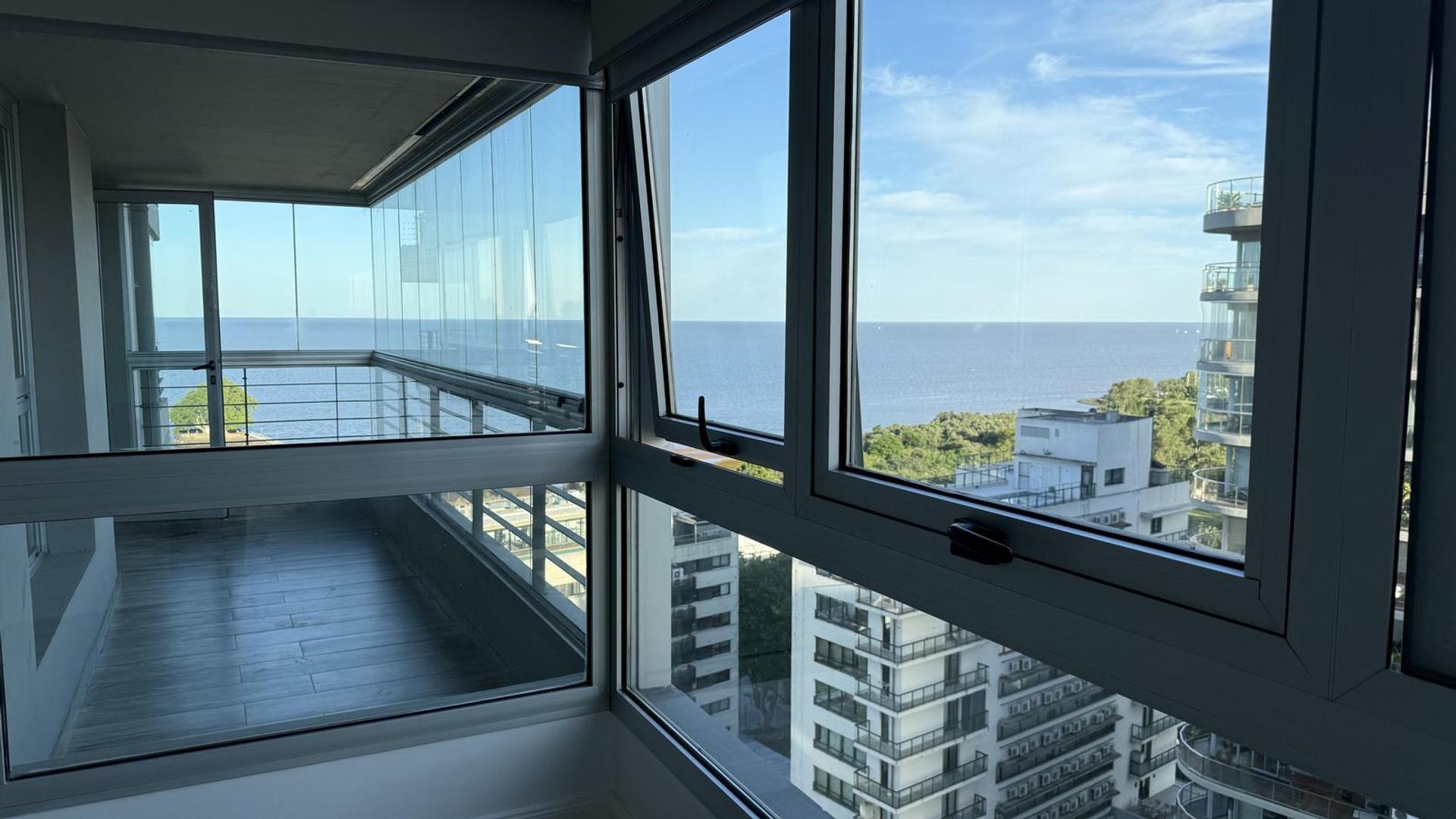 Departamento en Alquiler en Olivos Vias/Rio, USD 3.200