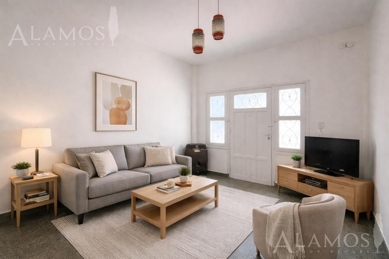 CASA EN VENTA EN MORON