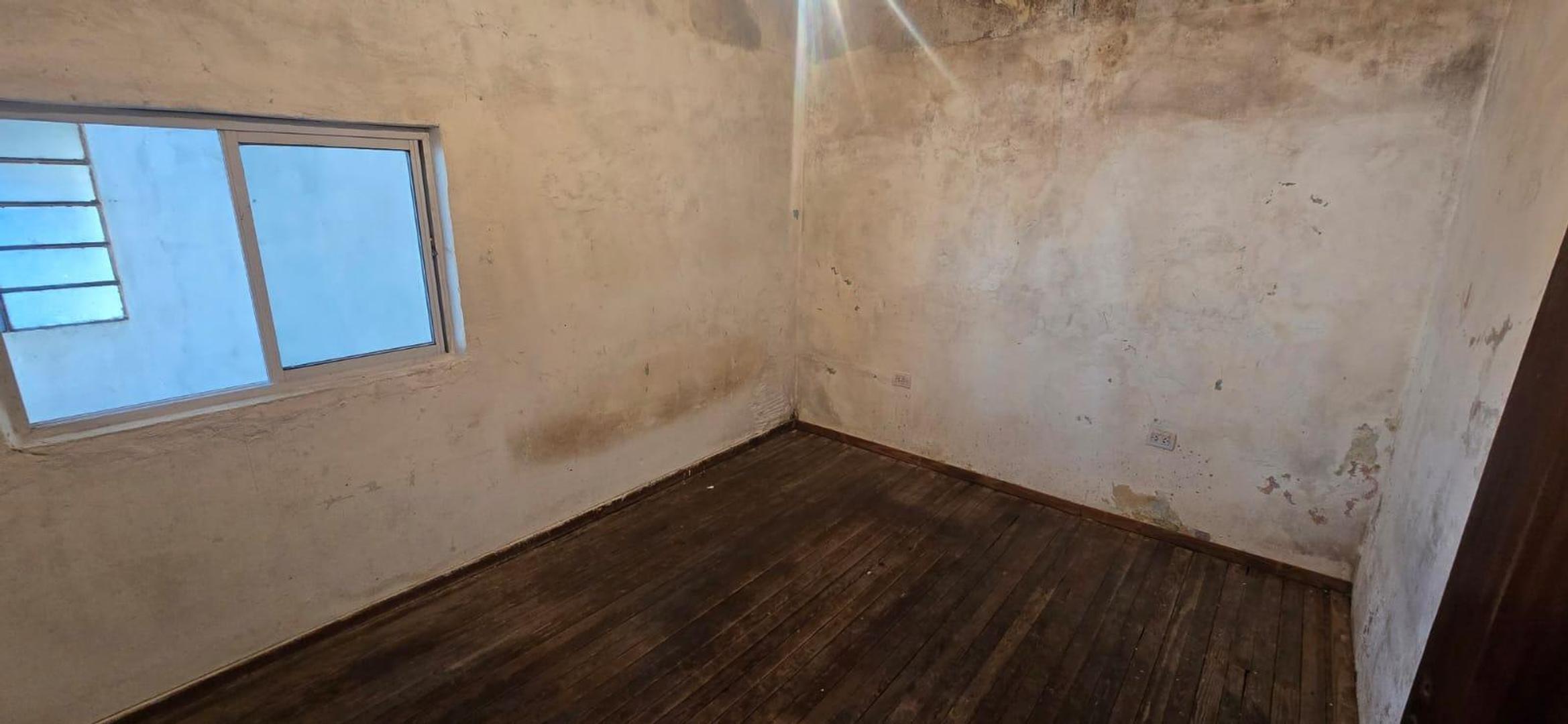 Casa en Venta en Jose Leon Suarez, USD 60.000