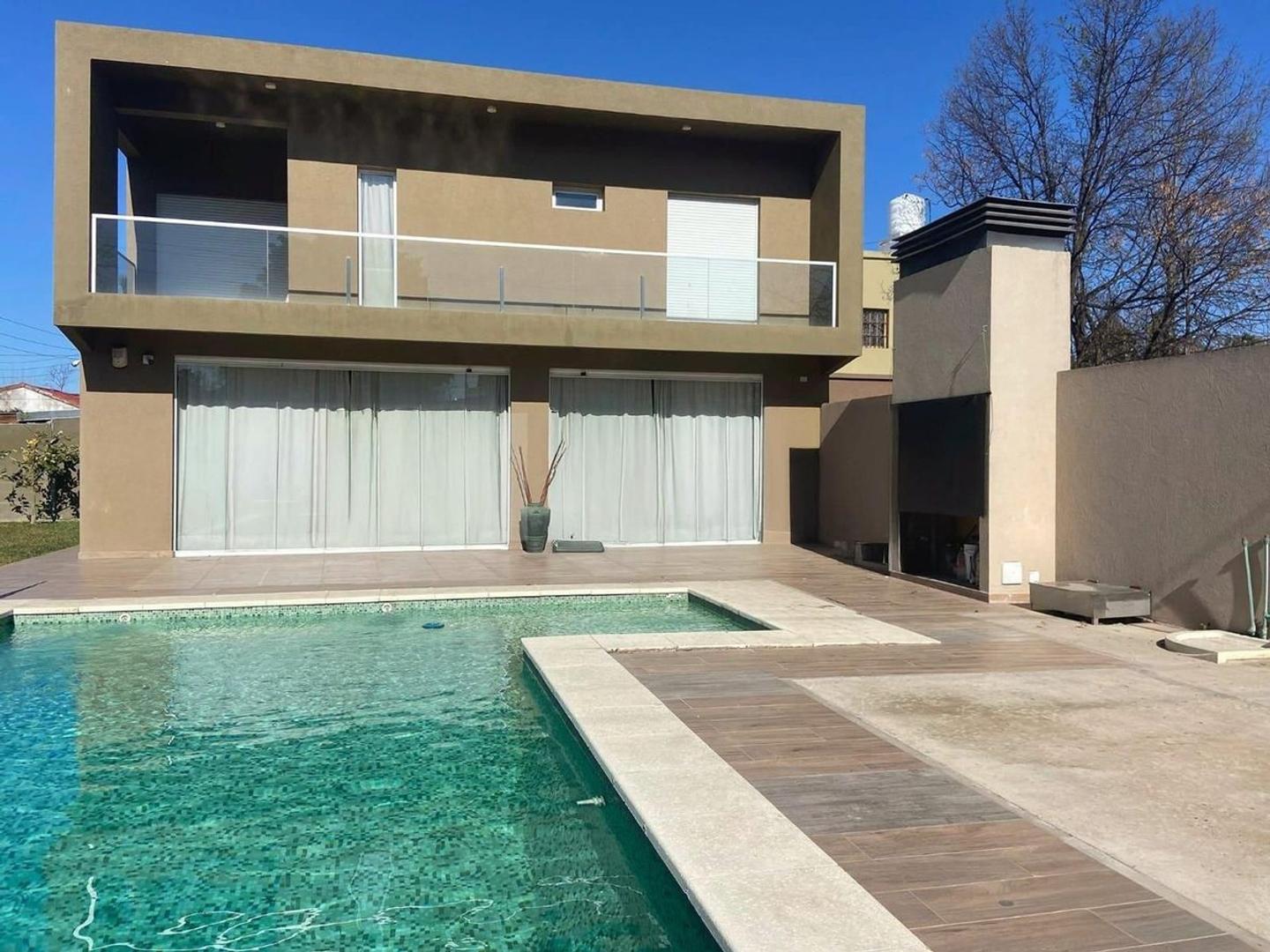 CASA ALQUILER TEMPORARIO PILAR 3 AMB PILETA