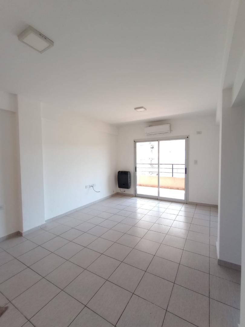 Departamento en Alquiler en La Plata, $ 520.000