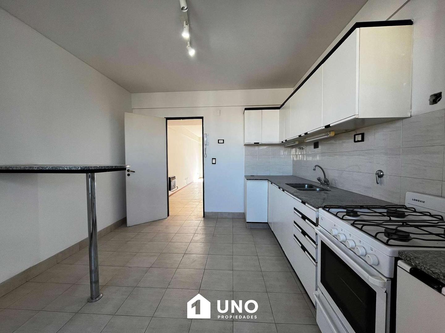 Departamento en Alquiler en Centro, $ 800.000