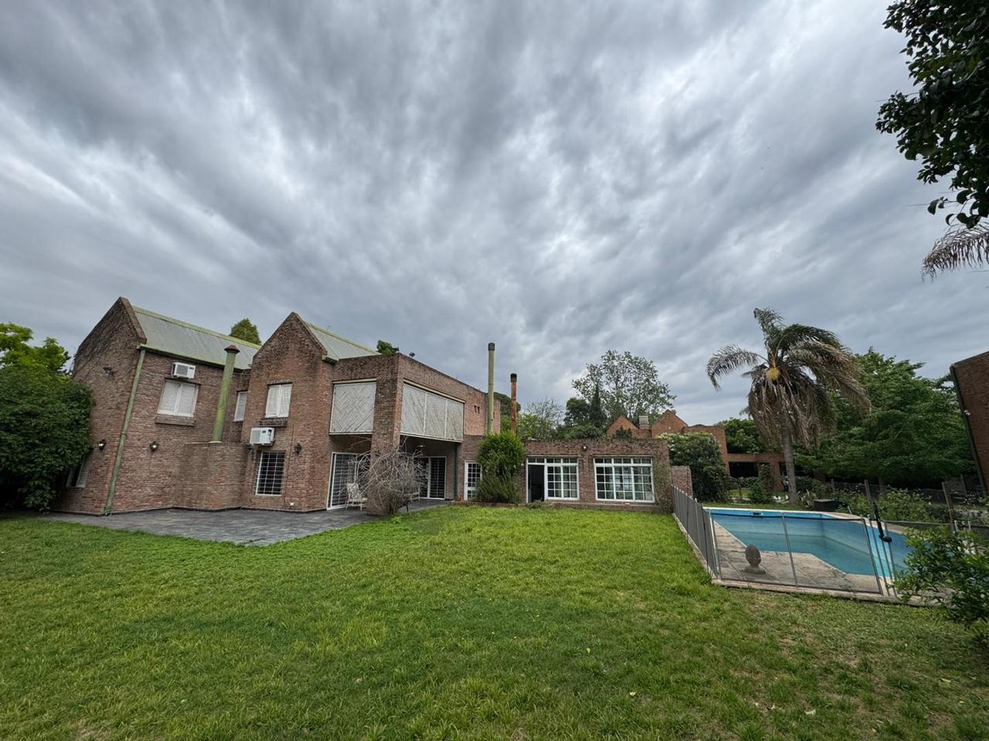 Casa en Alquiler en Fisherton, $ 2.700.000