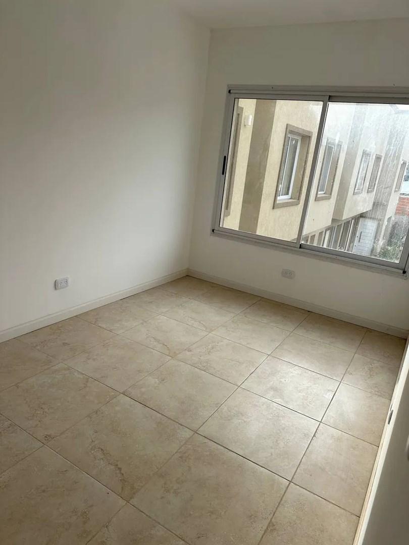 Casa en Alquiler 1 año