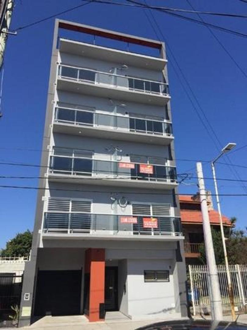 Venta  3 ambientes  c/ cochera  a estrenar en Wilde