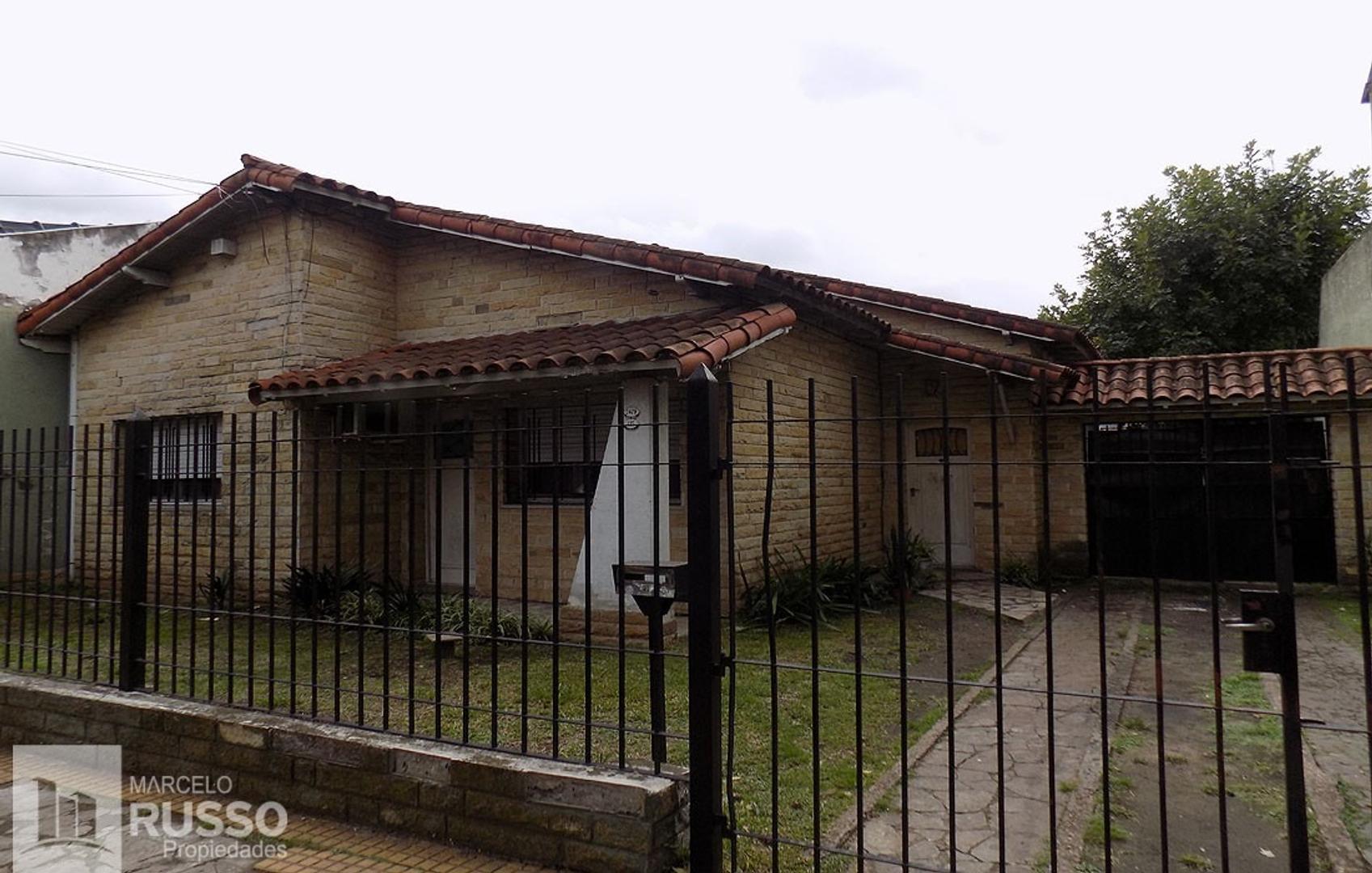 CHALET 4 AMBIENTES – PQUE. JOHNSTON