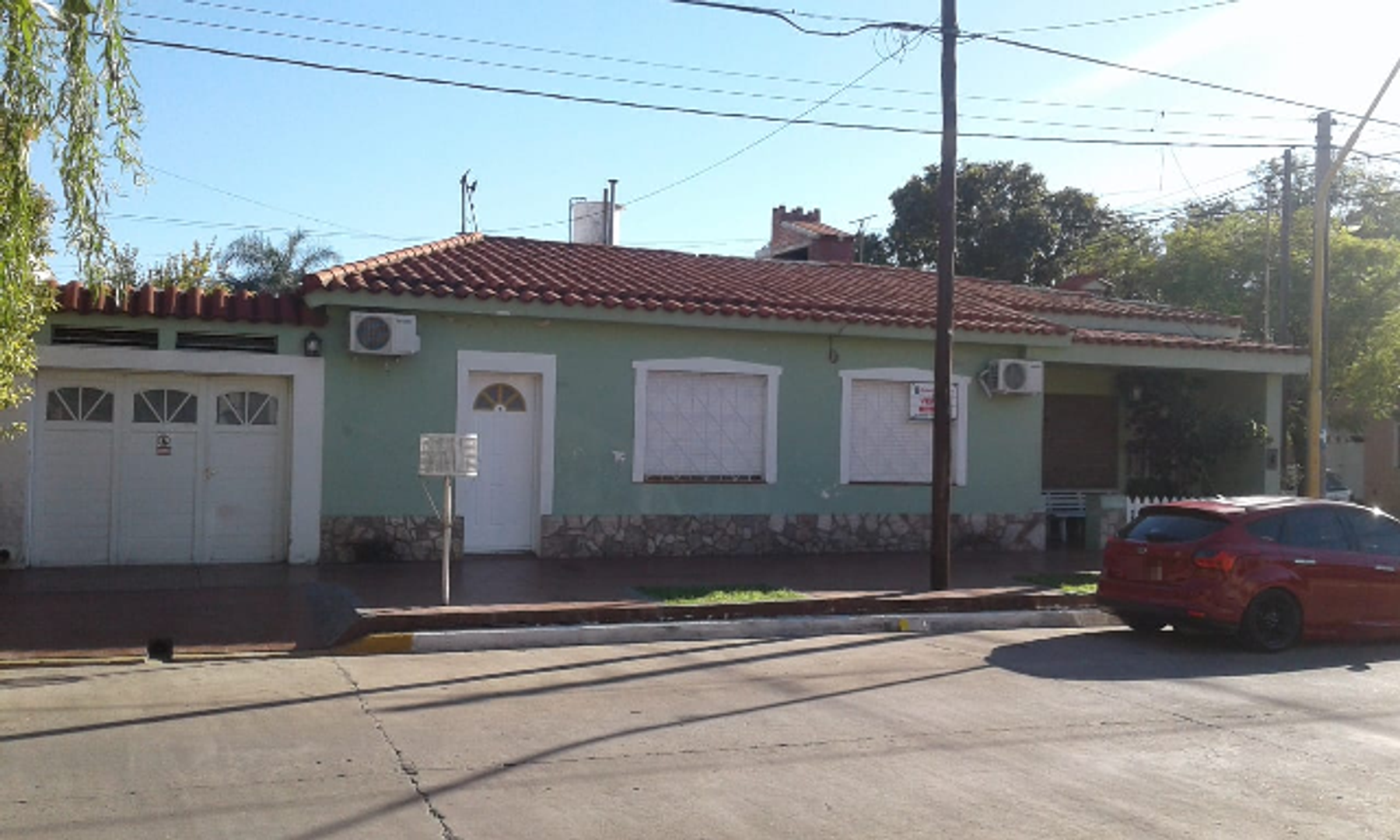 Casa en Esquina en Bº Roca