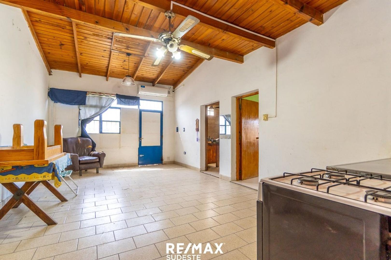 Casa en Venta con 6 cocheras