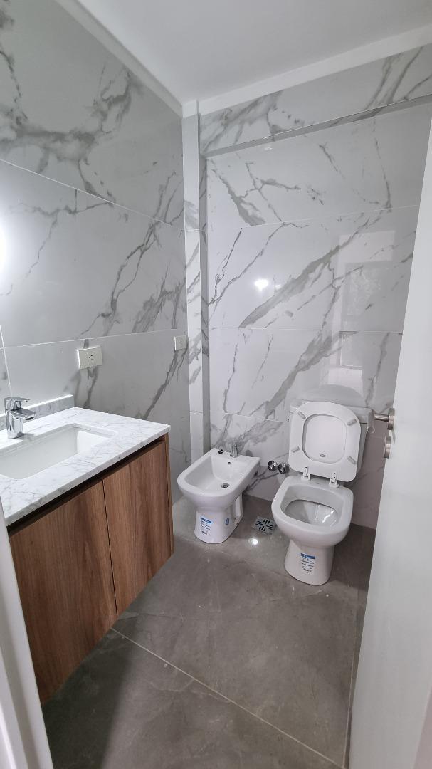 Departamento 3 ambientes con 2 baños