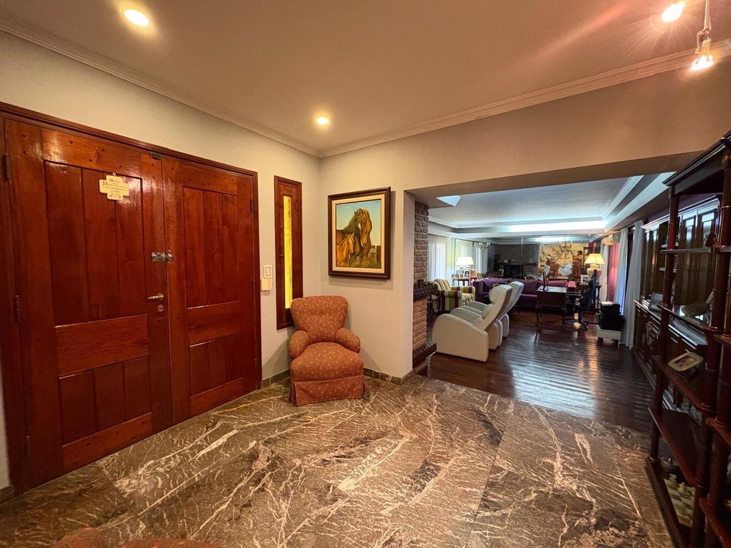 Casa en Venta en Campana, USD 500.000