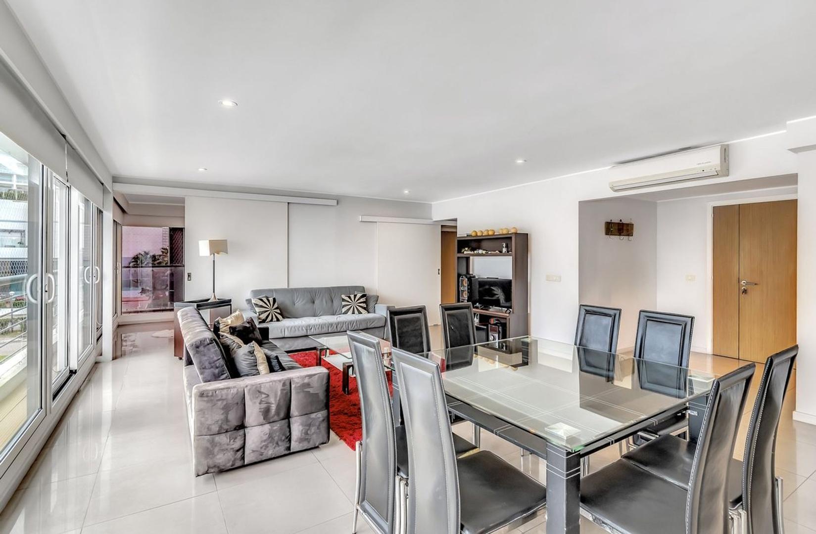 Ave. Chiverta y Rambla Williman 100