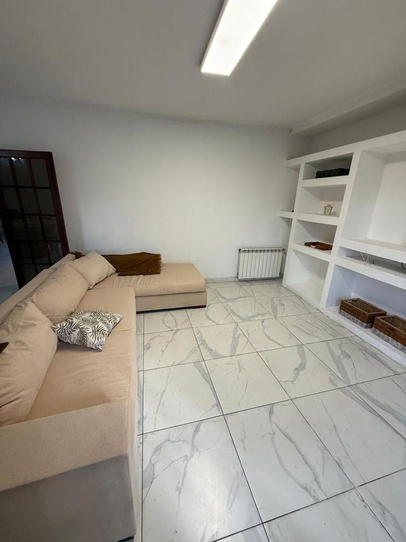 CASA DE 4 AMBIENTES EN VENTA