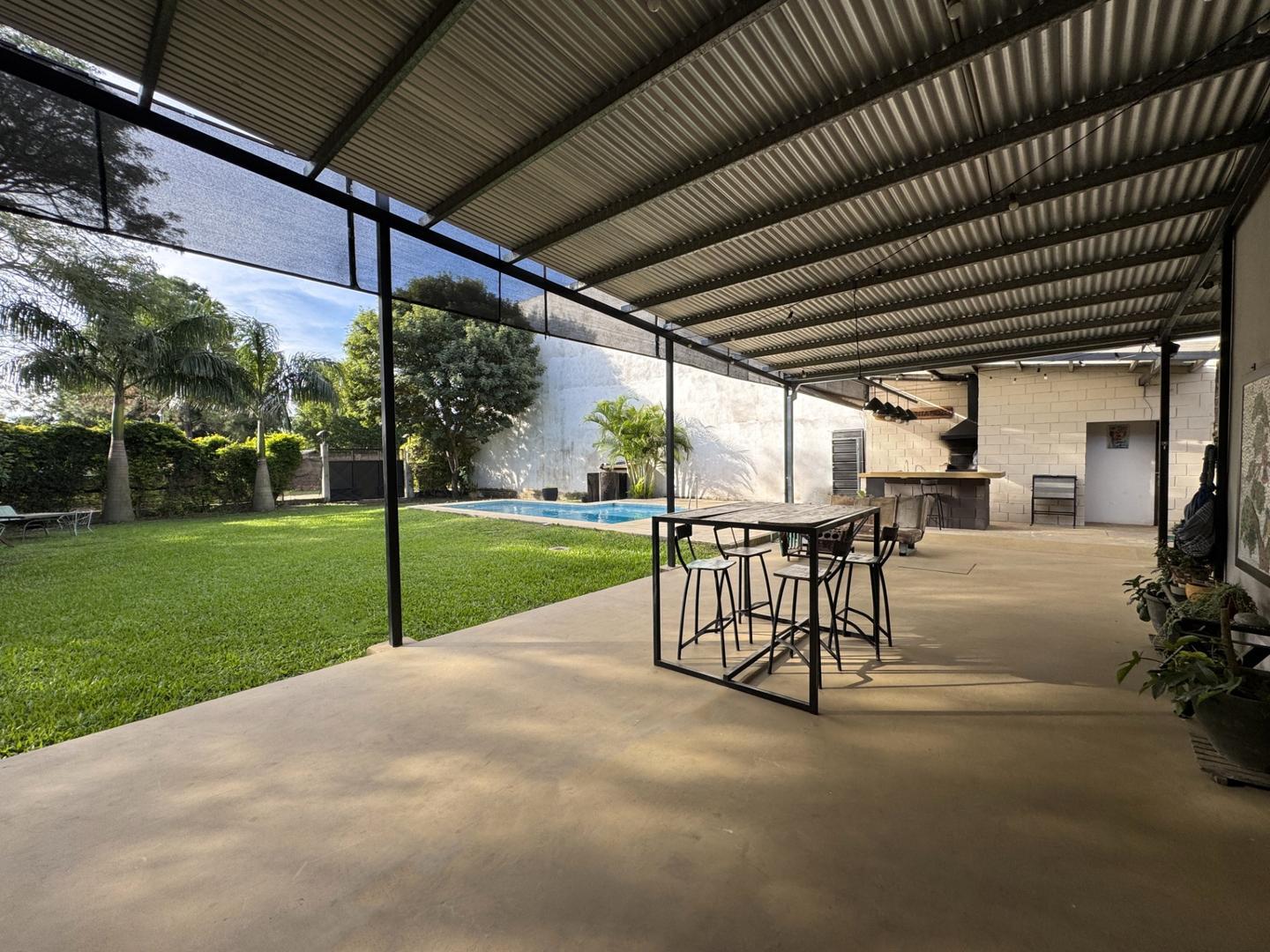 Casa 4 ambientes con 3 baños