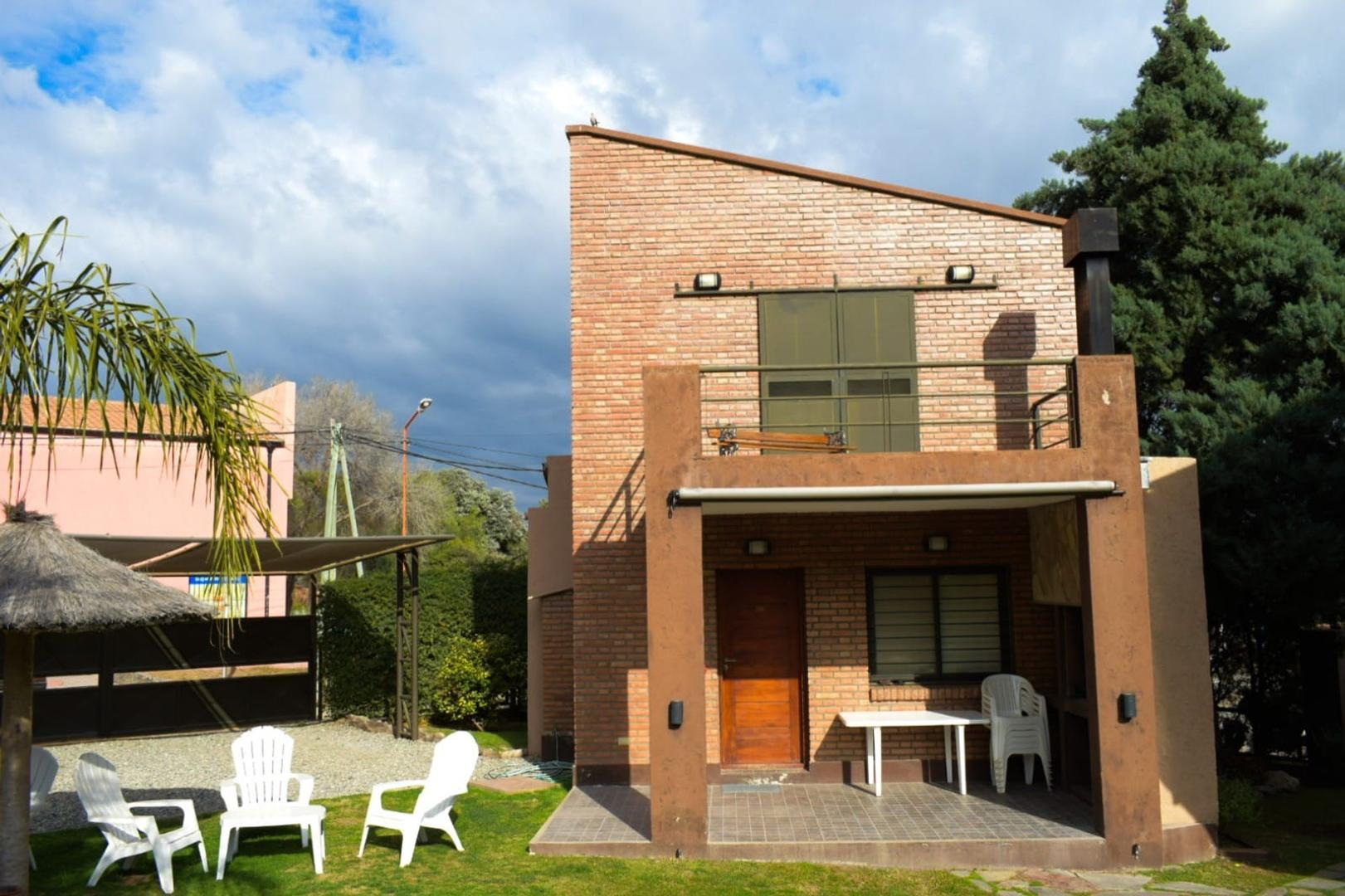 Casa en Venta en Av del Sol, USD 360.000