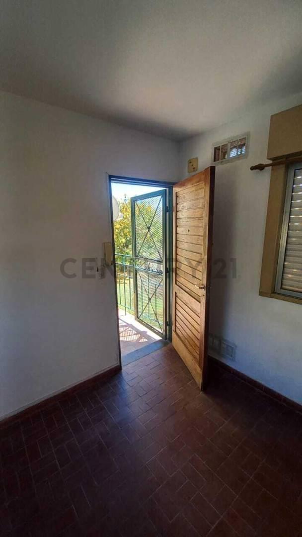 Bartolome Hidalgo 600, Piso 2