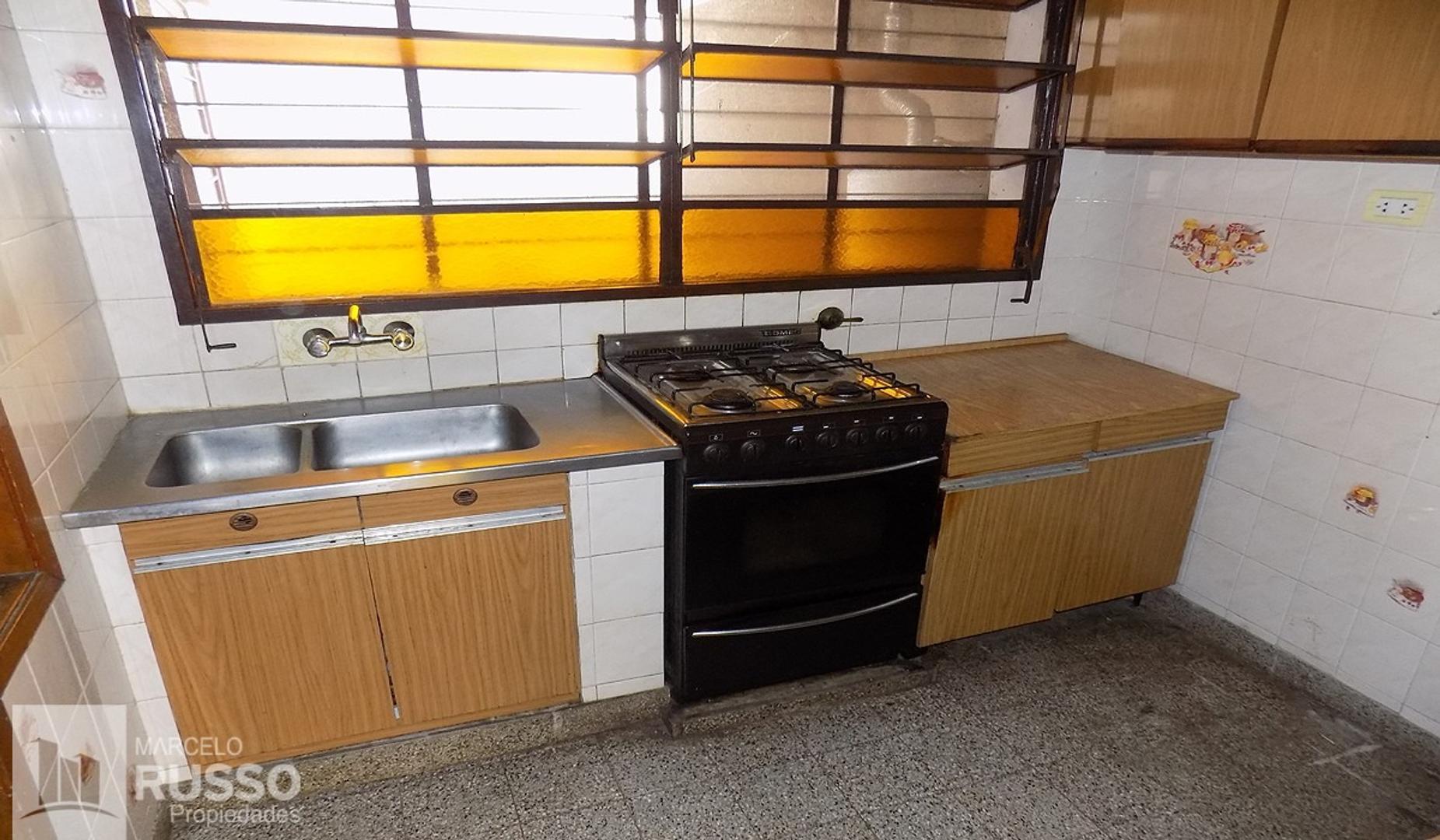 CHALET 4 AMBIENTES – Bº SAN MARTÍN