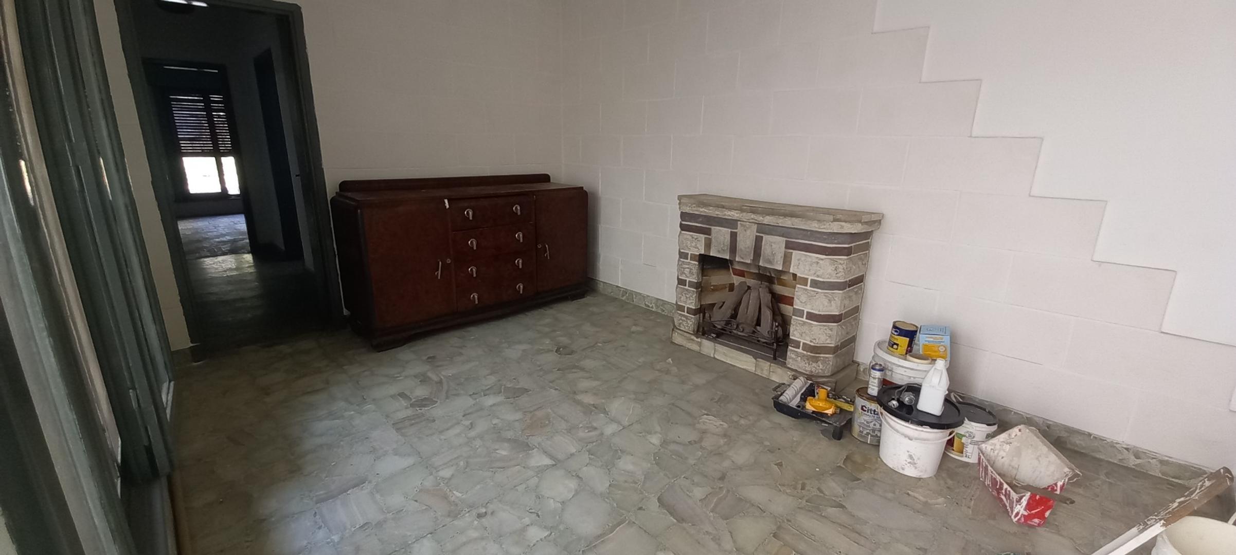 Casa 3 ambientes con 1 baño