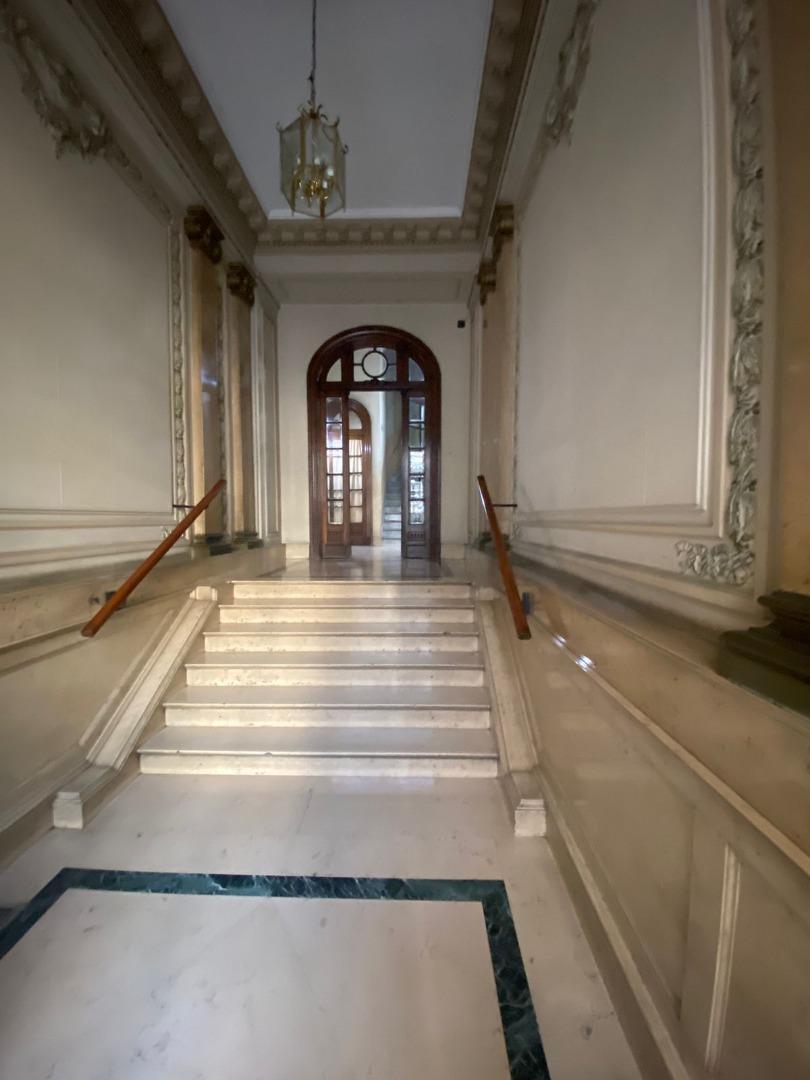 Departamento en Alquiler de 6 ambientes