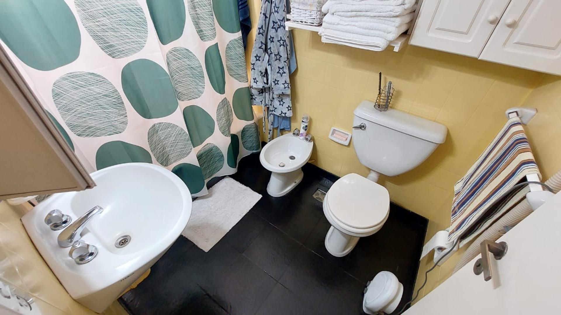 Juan Domingo Perón 1140 , Piso 1