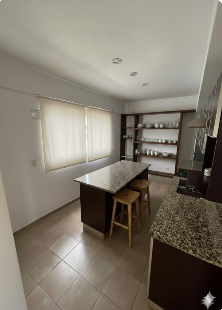 Artigas 3045 , Piso 2