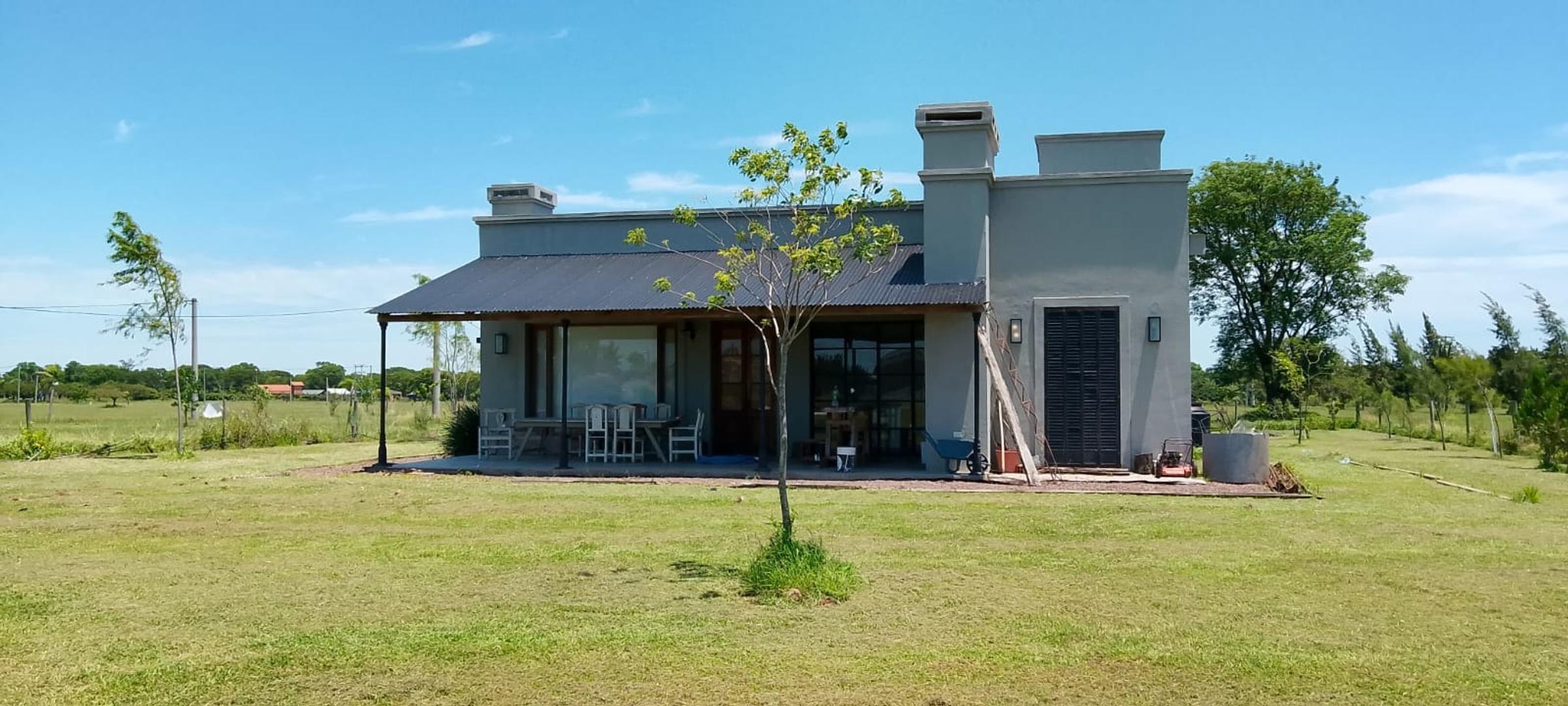 Venta de Impresionante Casa en San Cosme - Chacras del Golf