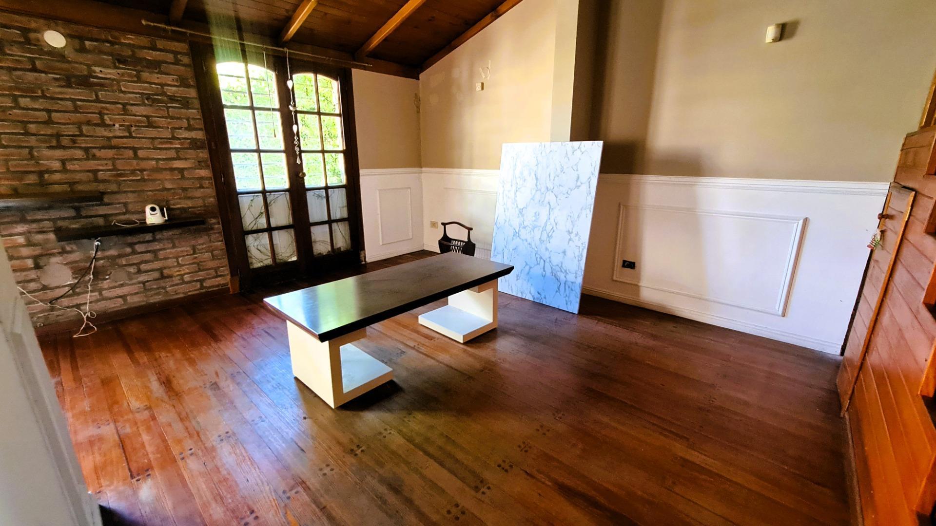 Casa en Venta en Quilmes, USD 165.000