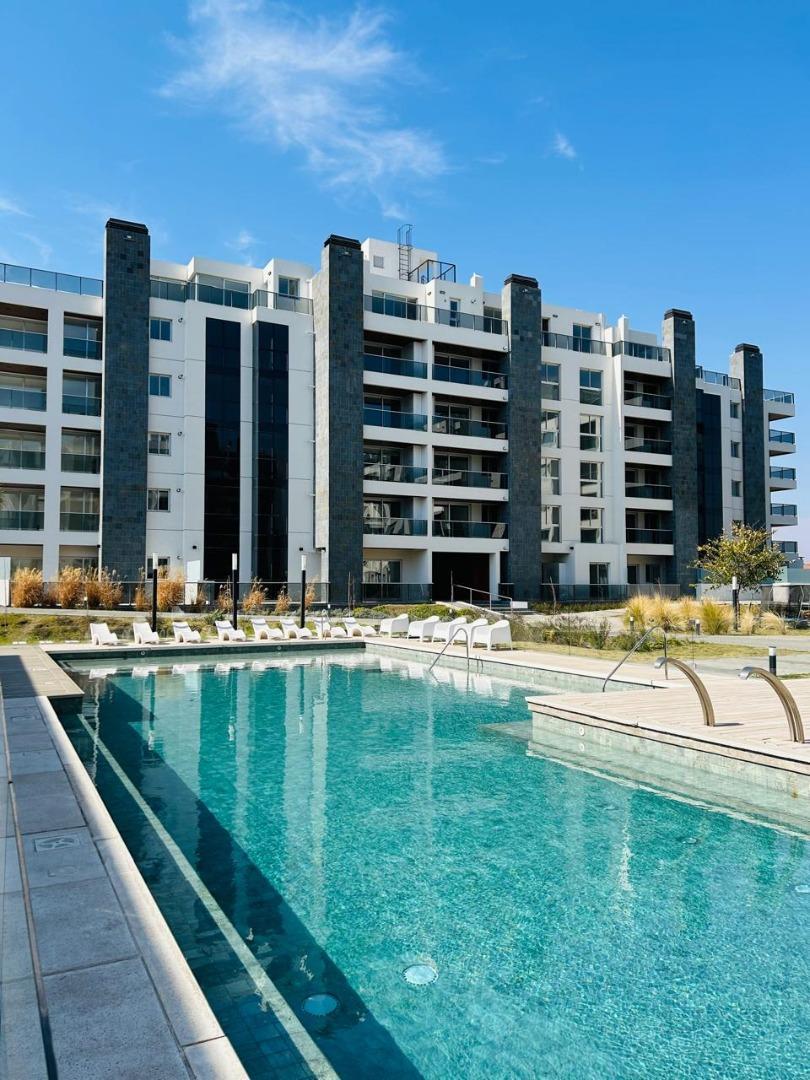 Mediland Village Complejo Cerrado - Urca