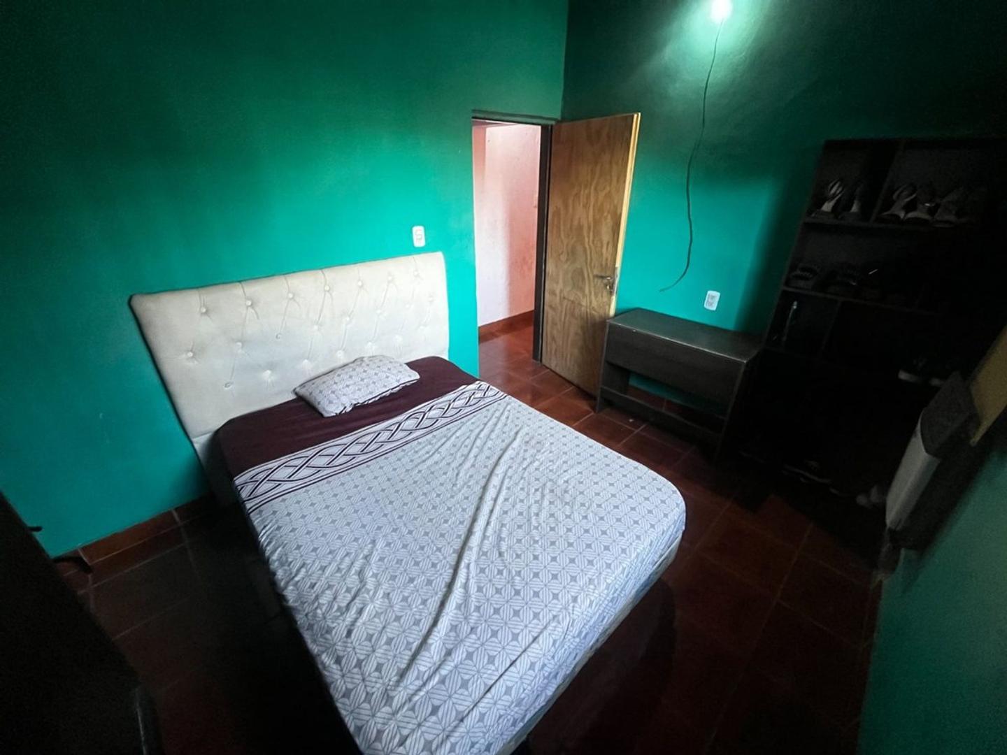 CASA DE CINCO DORM + COCHERA EN VENTA EN B.MATHEU