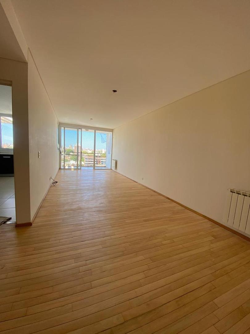 Departamento  tres dormitorios con amenities - Pichincha