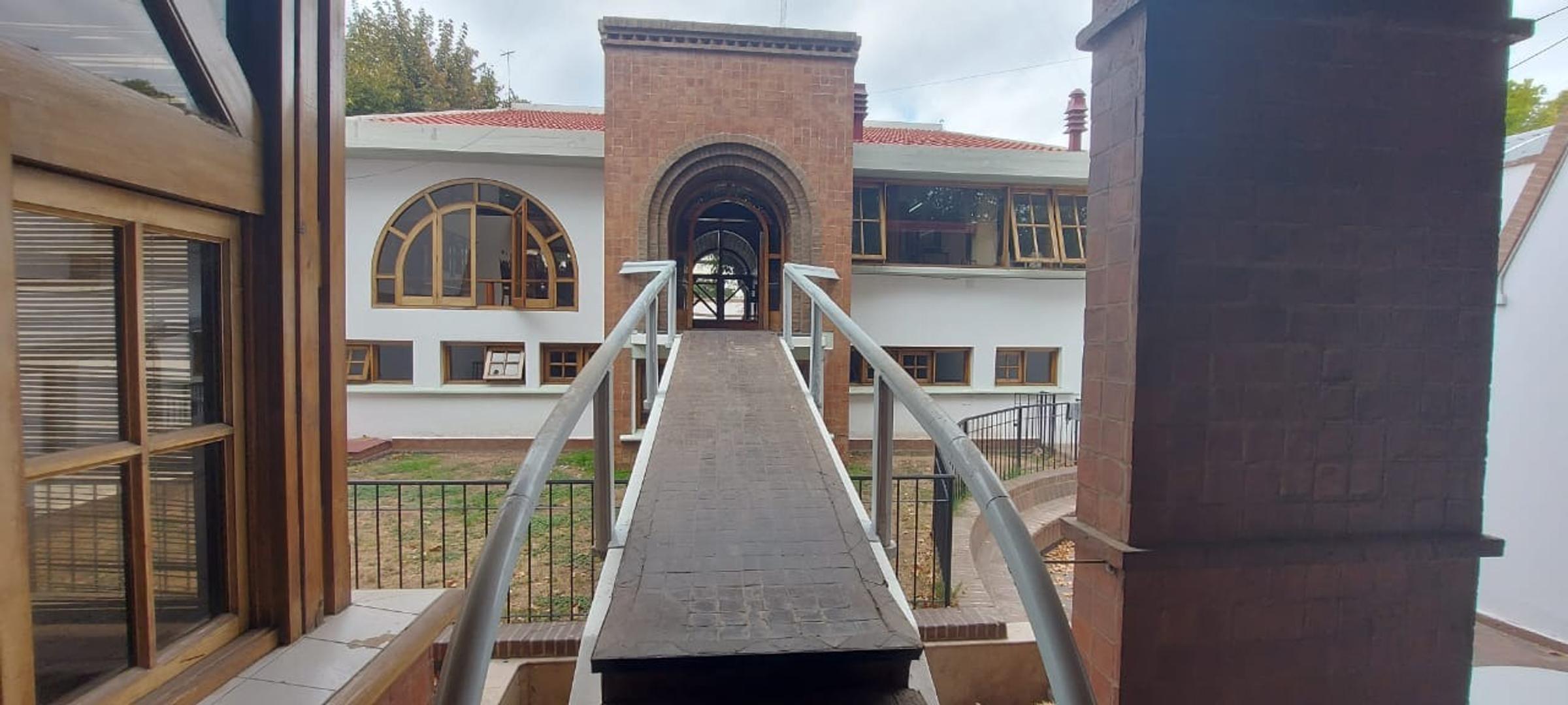 Casa en Venta en Mendoza, USD 350.000