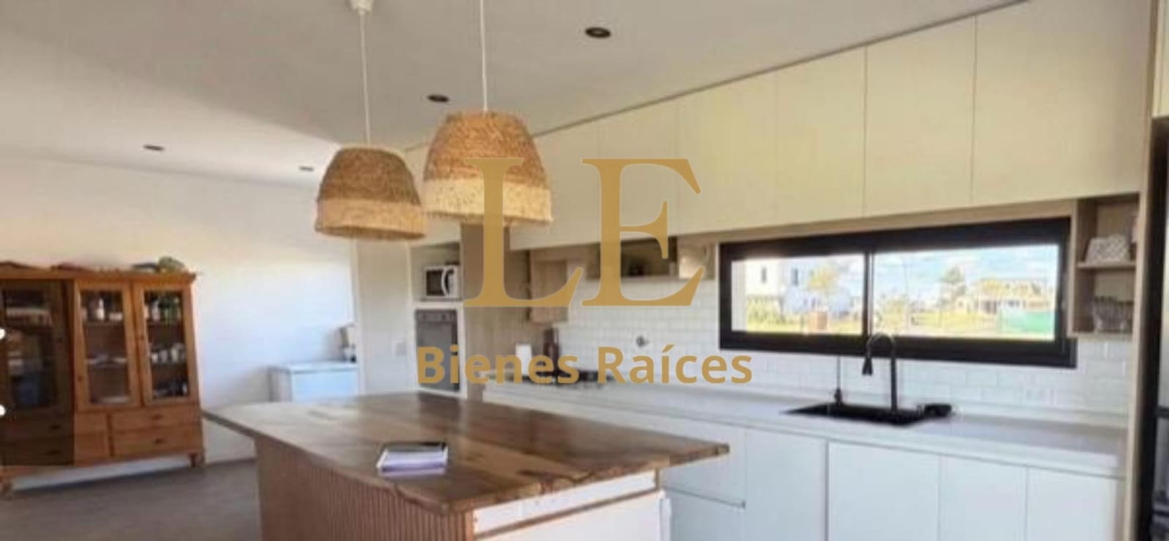 Casa en Venta al Noroeste