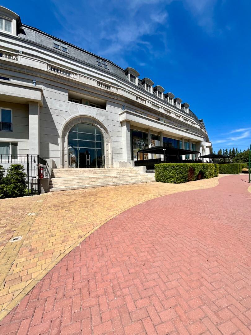 2 AMB A ESTRENAR. BALCON Y COCHERA CUB.