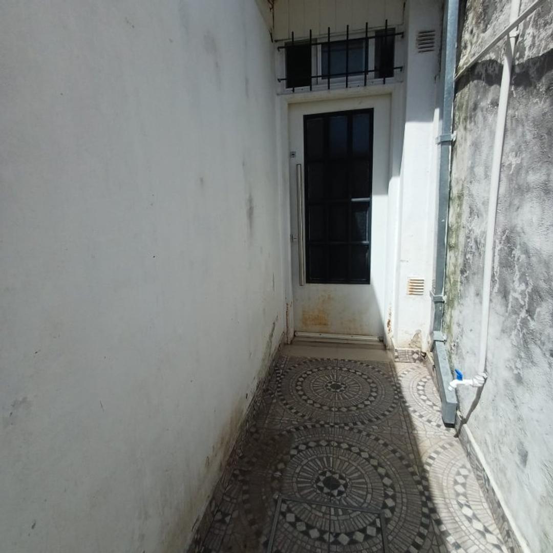 Alfredo Palacio 1361 , Piso 0