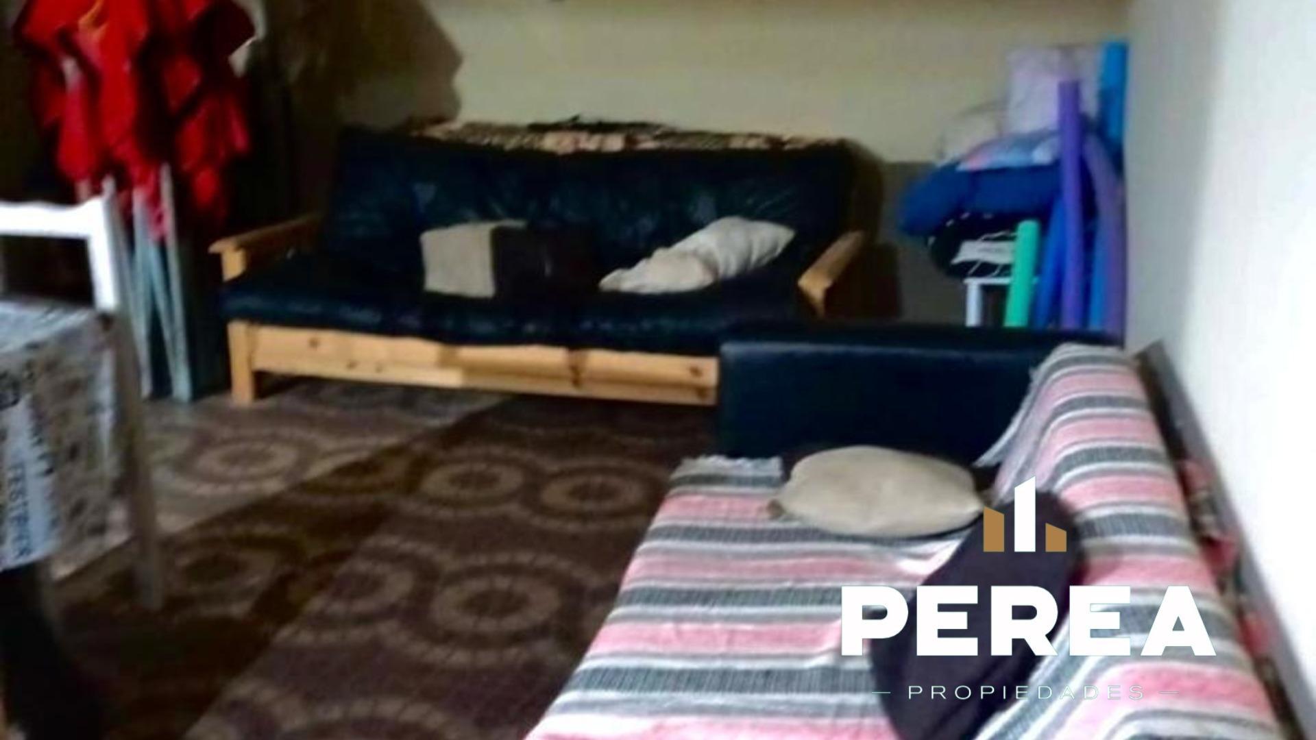 Casa 2 ambientes con 1 baño