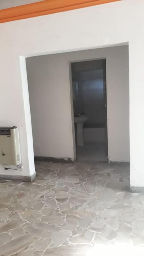 Depto Tipo Casa en Venta 50 años