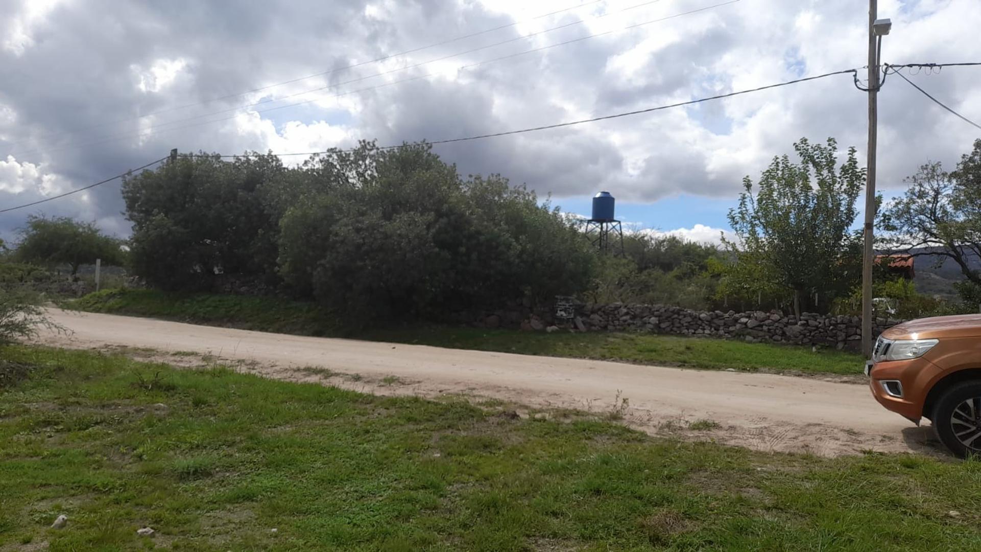 Campo de 9 hectáreas con escritura en Mina Clavero