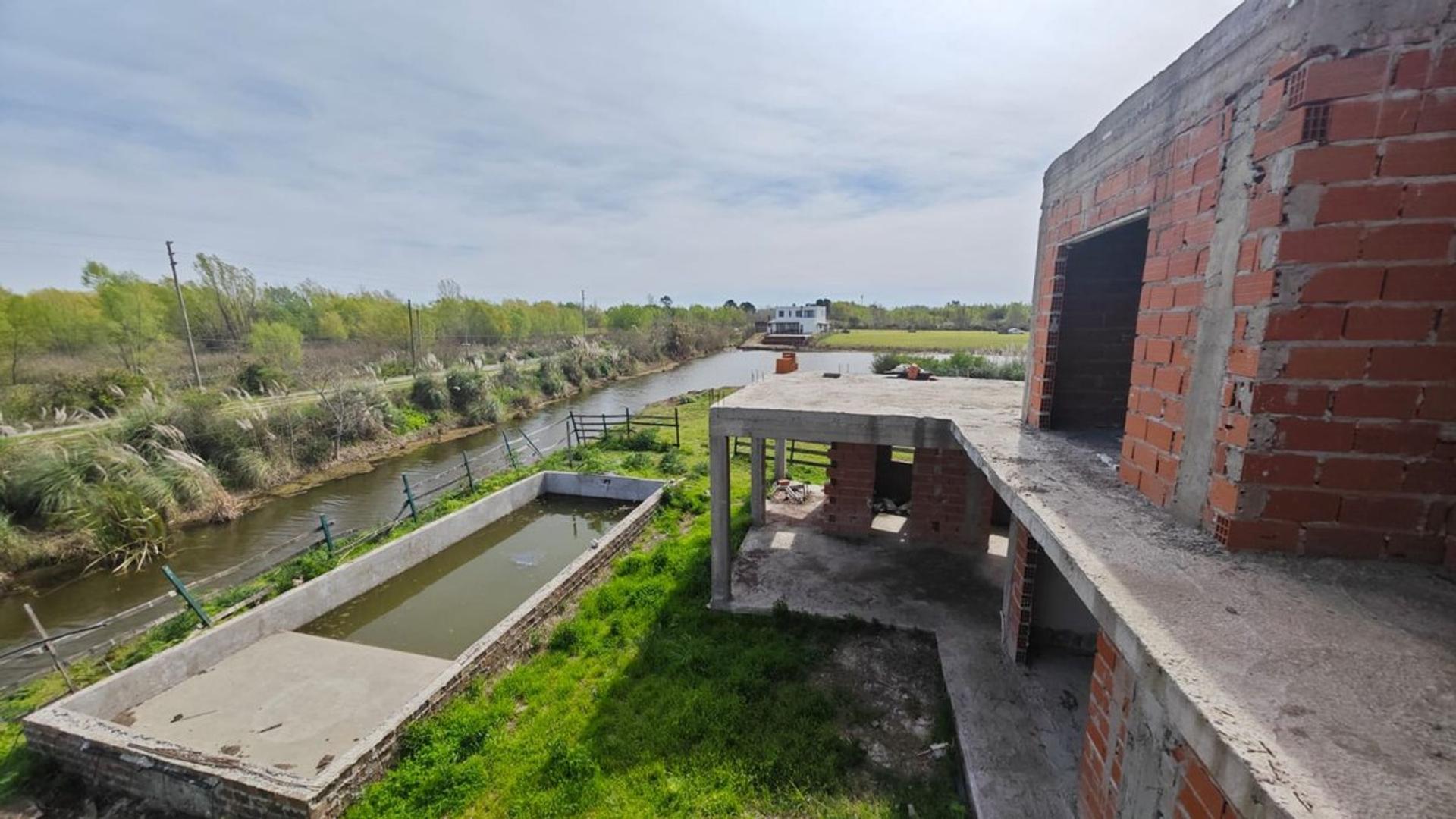 Casa en Venta con 1 cochera