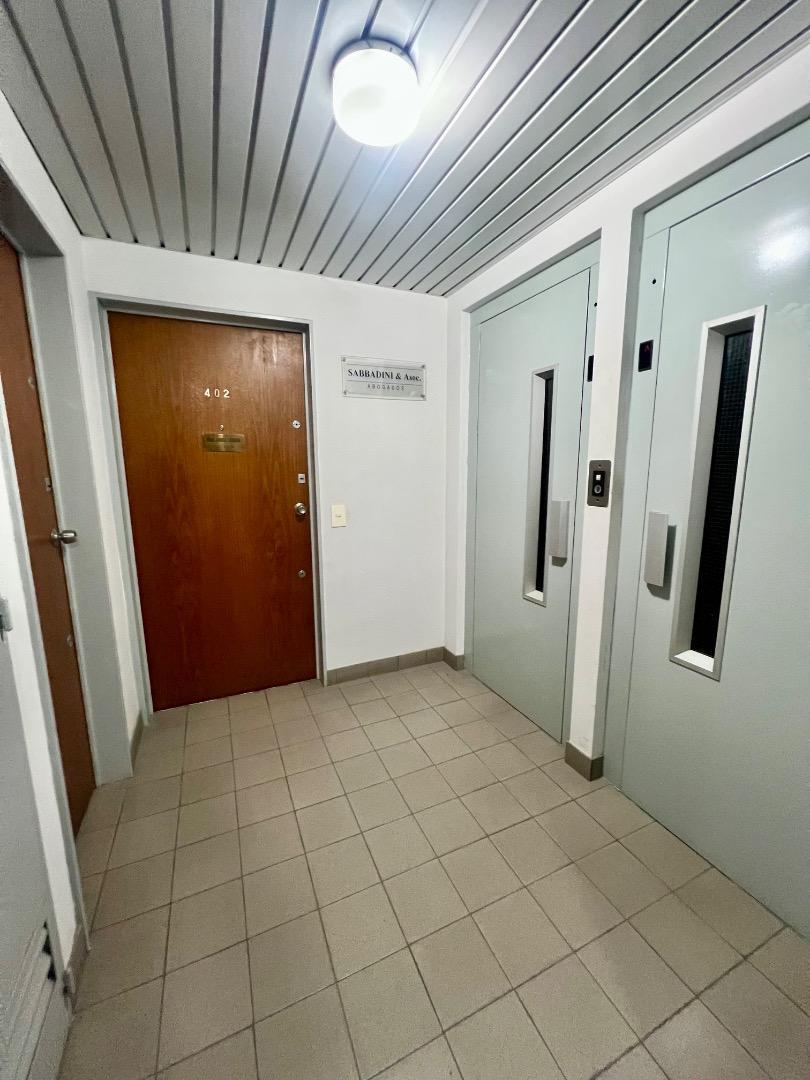 Oficina 3 ambientes con 1 baño