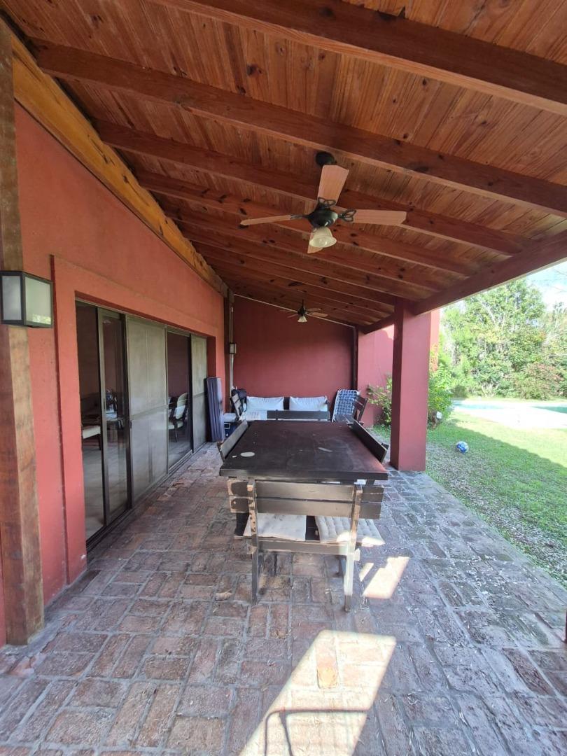 Casa 4 ambientes con 3 baños