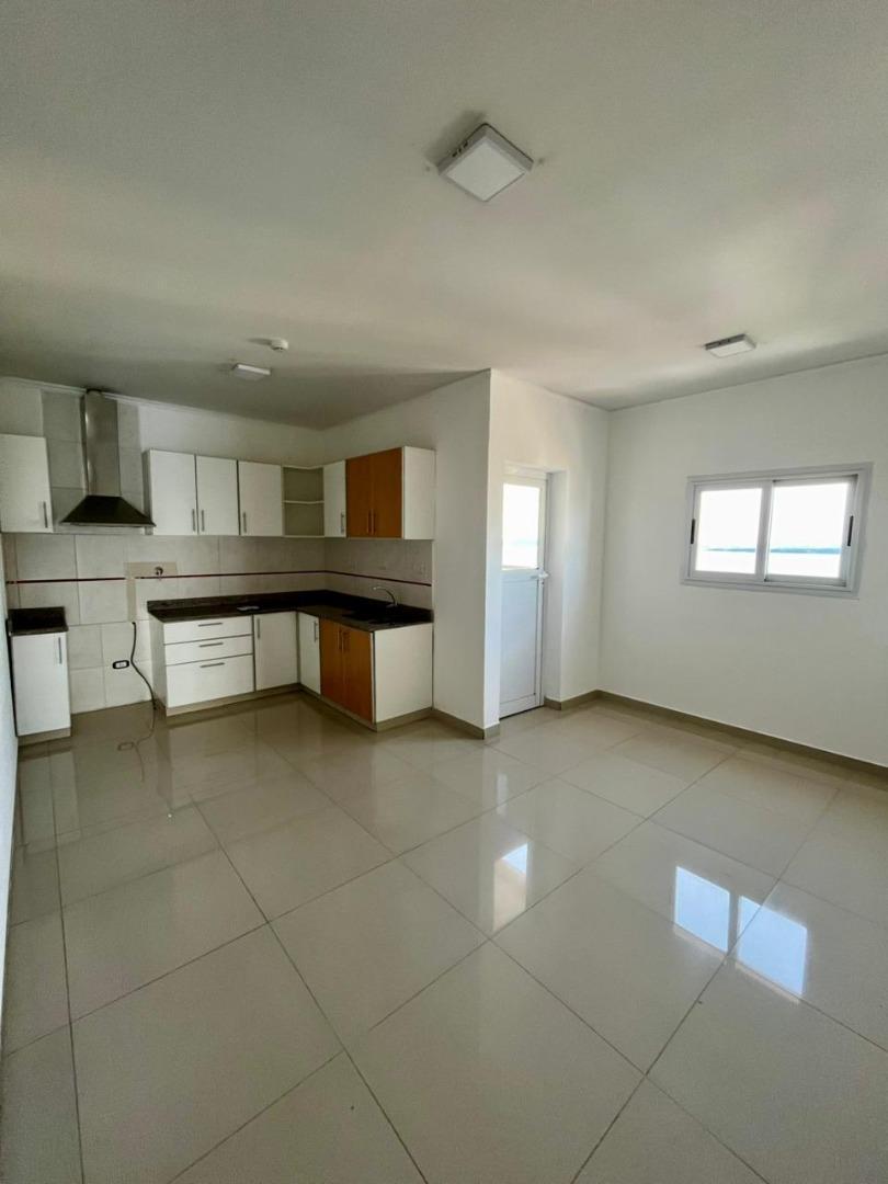 Beato Roque González 868 , Piso 14