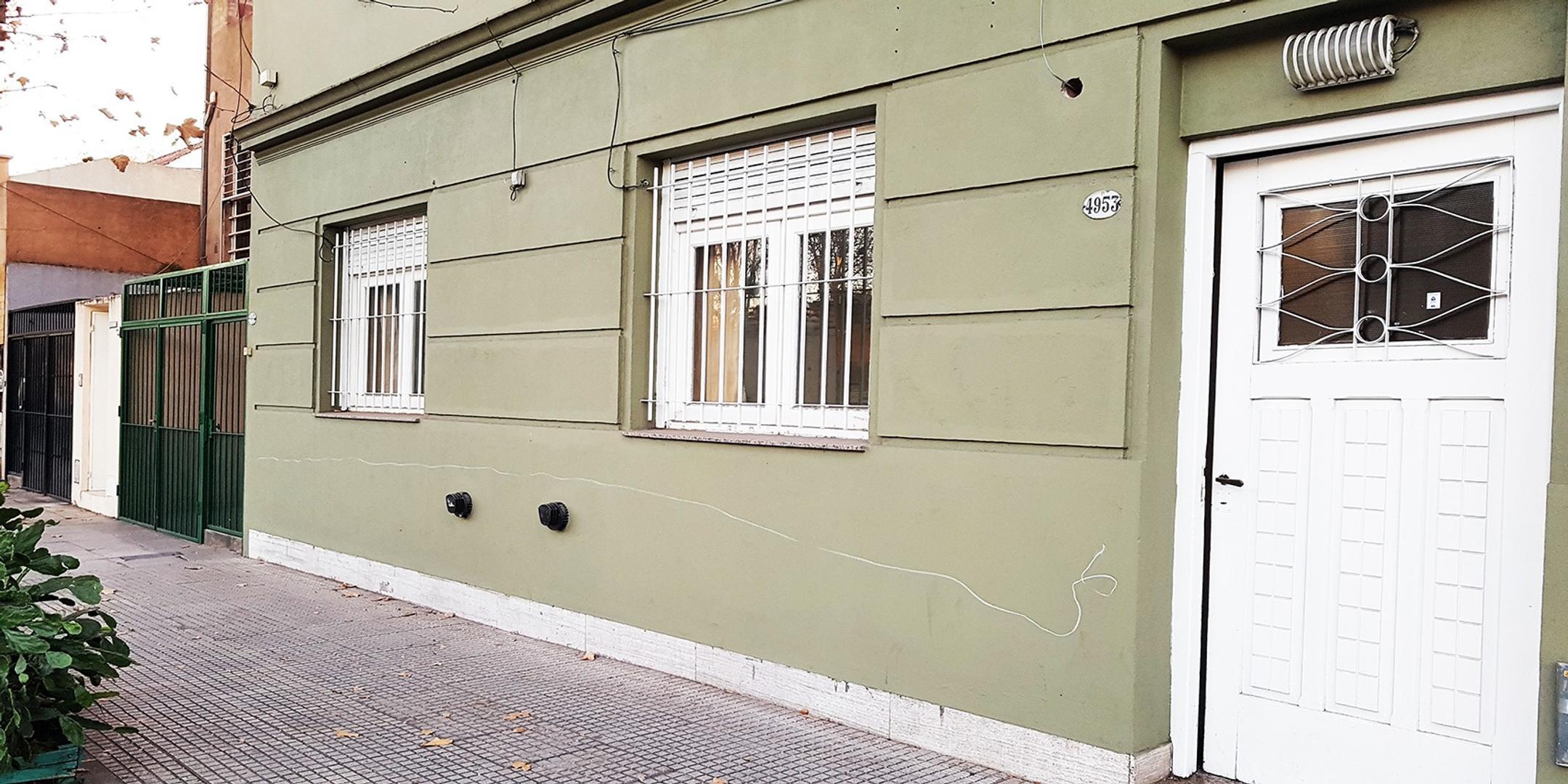 Depto Tipo Casa en Alquiler en Floresta, $ 1.200.000