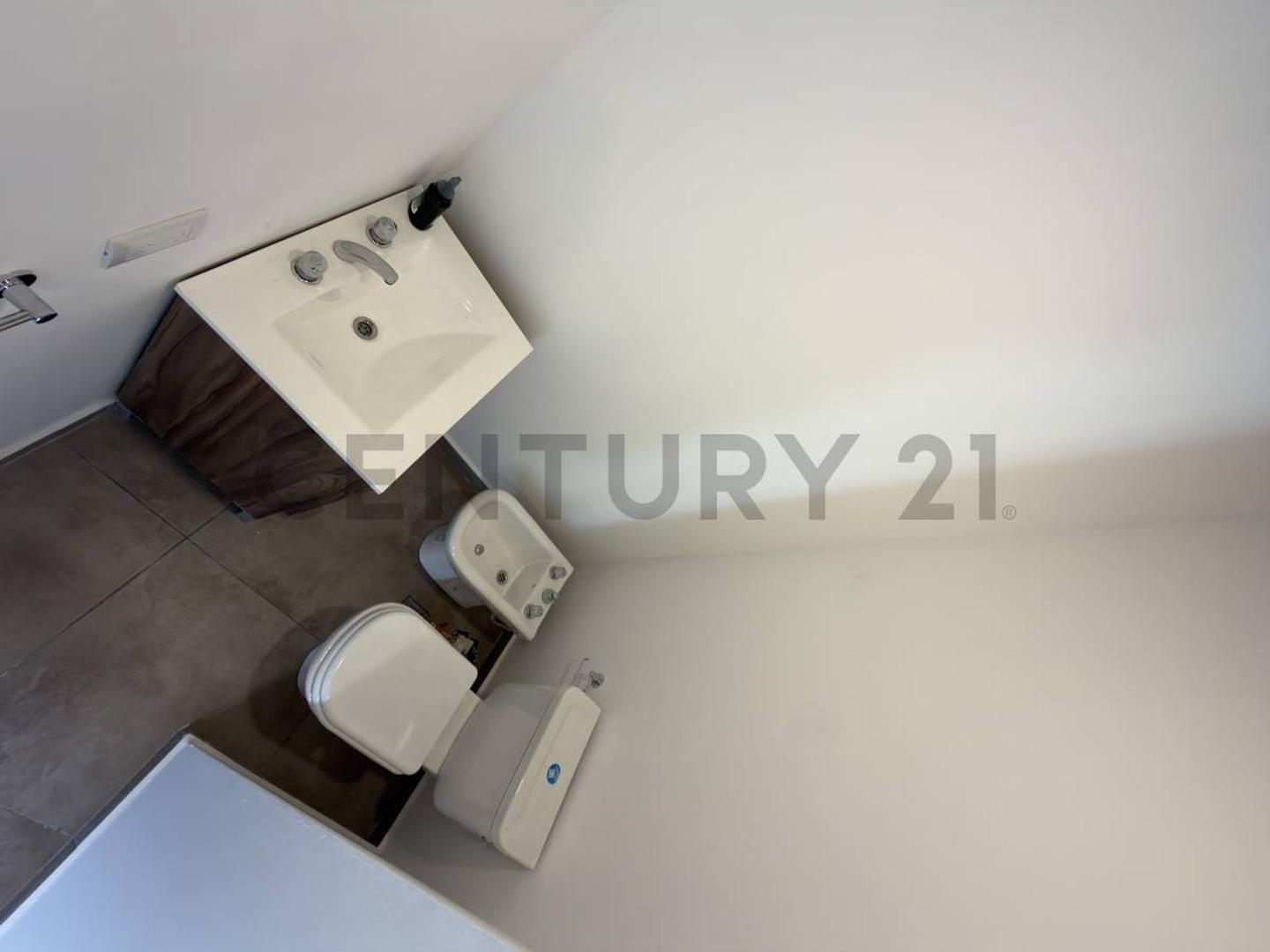 VENTA CASA EXCLUSIVA - 2 DORMITORIOS - QUEBRADAS DE MANANTIALES