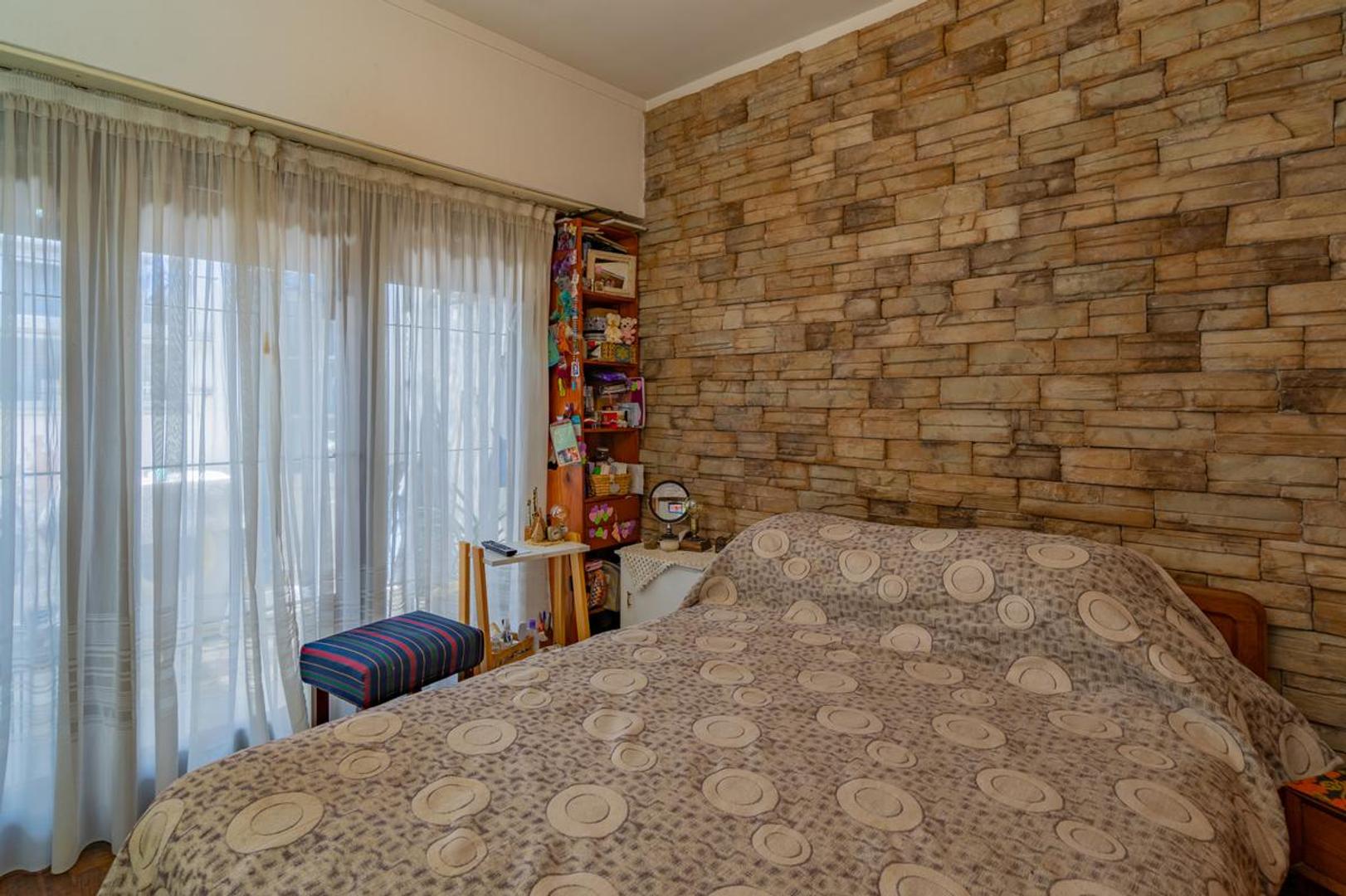 Don Bosco, PH 3 ambientes en venta